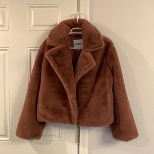 Women’s faux fur plush jacket